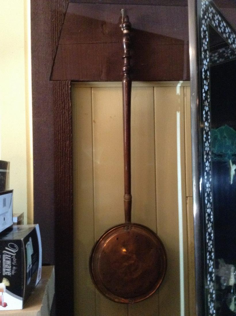 Early copper bed warmer (1 of 1)