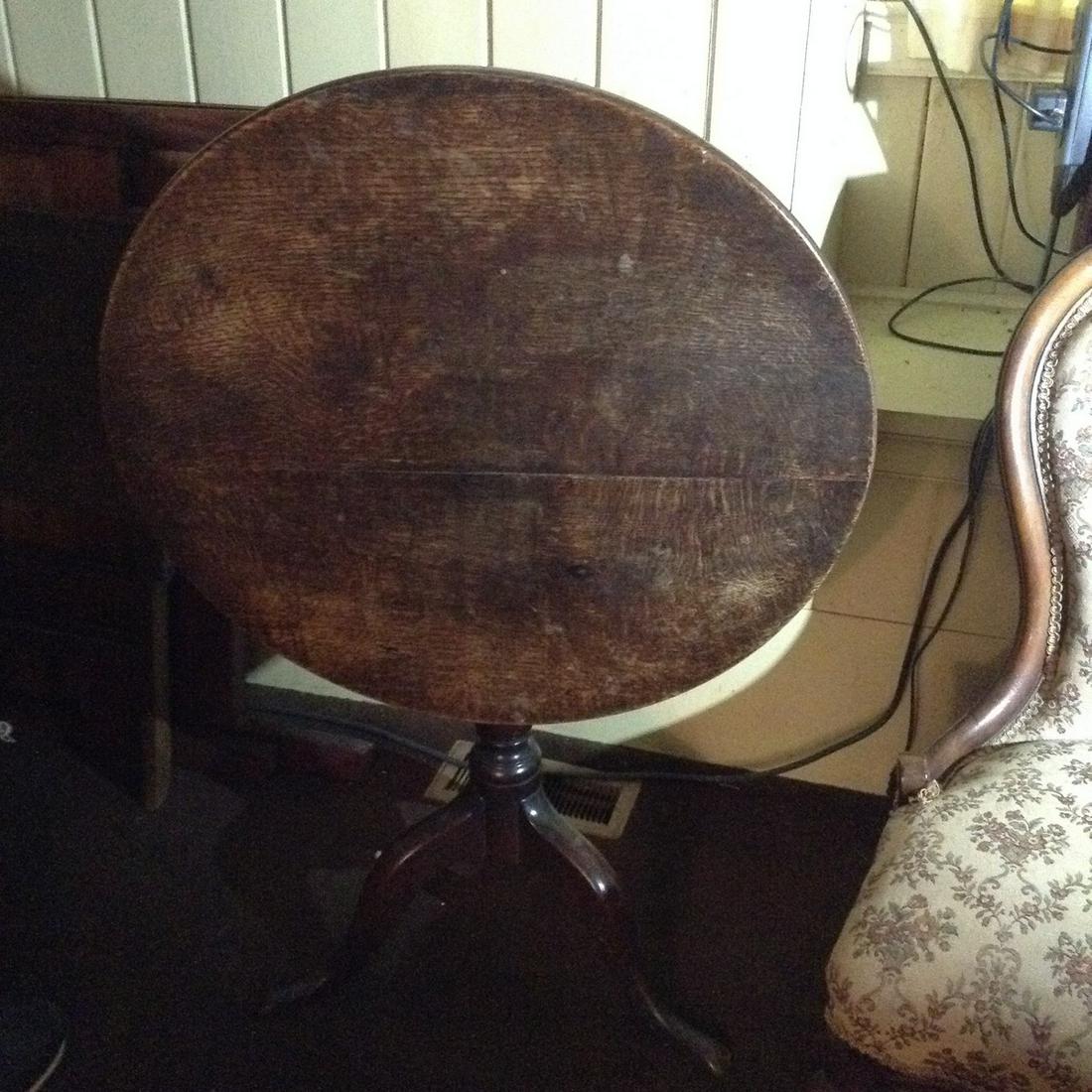 Early tilt top pedestal table (1 of 1)
