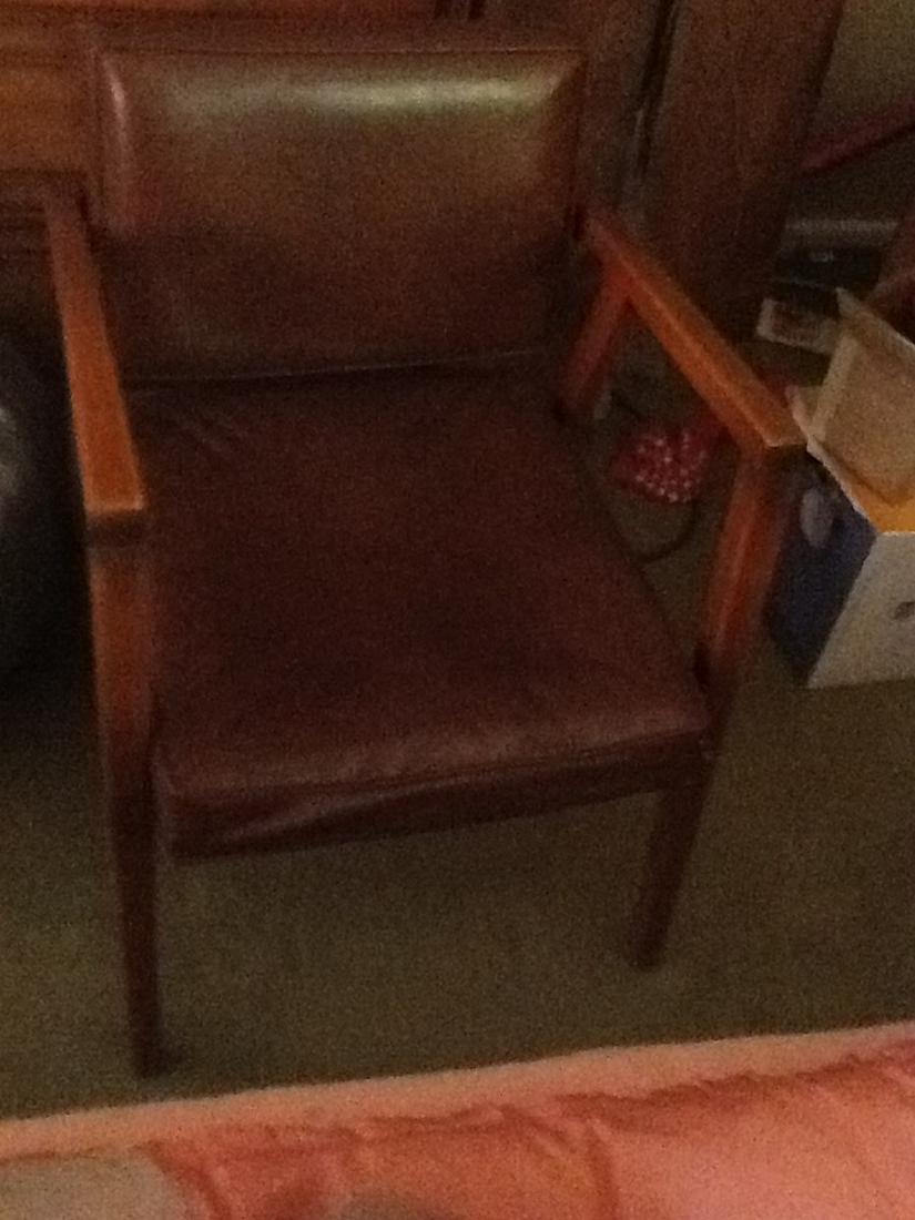 Vintage wooden leather/wood bankers chair (1 of 1)