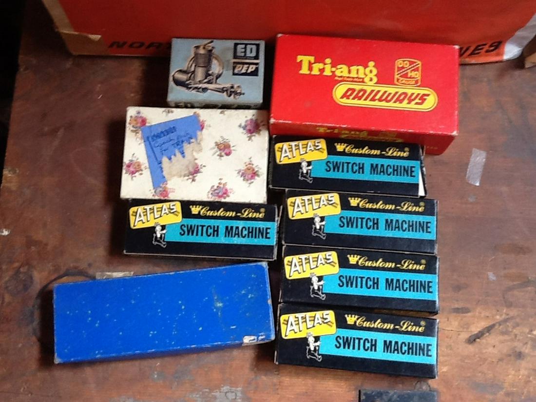 Lot of Atlas Switch Machine, Hornby Dublo, Tria-ang (1 of 1)