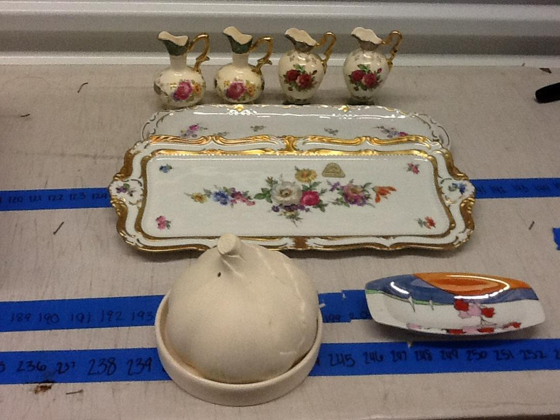 lot of decorative planters and pitchers (1 of 1)