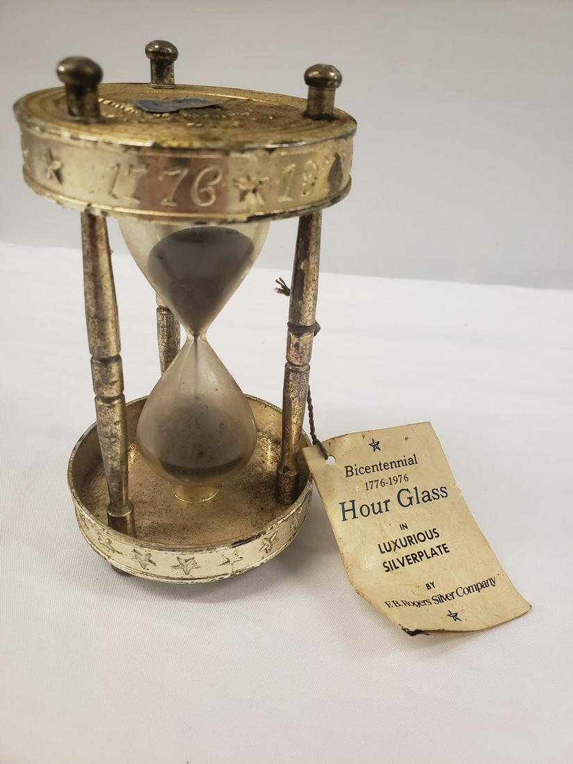 Bicentennial Hour Glass by E.B Rogers Silver Company -: Bicentennial Hour Glass by E.B Rogers Silver Company - Silver plated