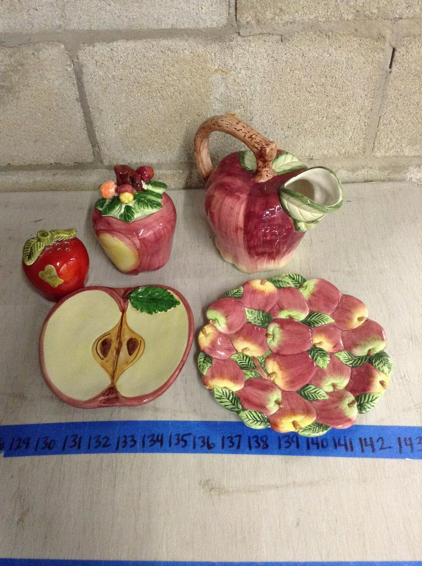 Lot of Apple serving ware (1 of 1)