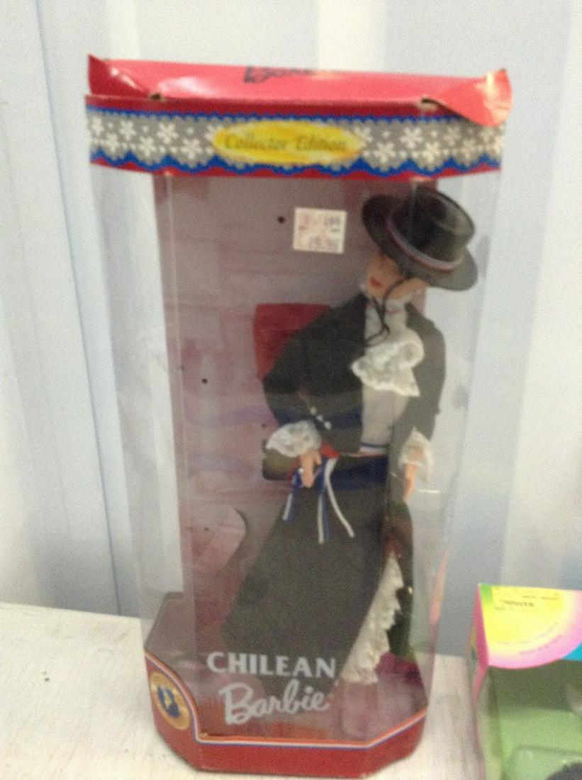 Chilean Barbie Dolls of the World doll in box: Chilean Barbie Dolls of the World doll in box