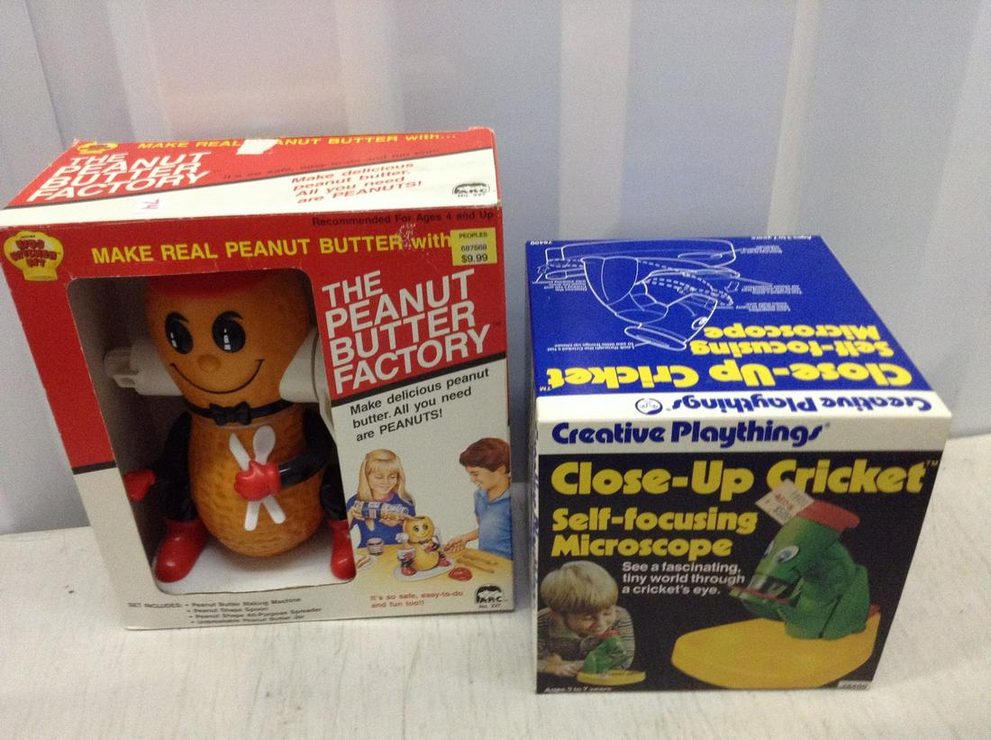 The Peanut Butter Factory and Close-Up Cricket: The Peanut Butter Factory and Close-Up Cricket Solf-focusing Microscope