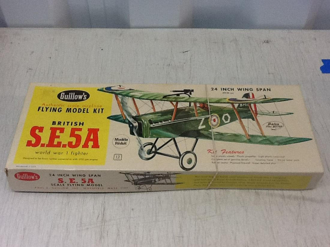 Guillow's Flying Model Kit: Guillow's Flying Model Kit