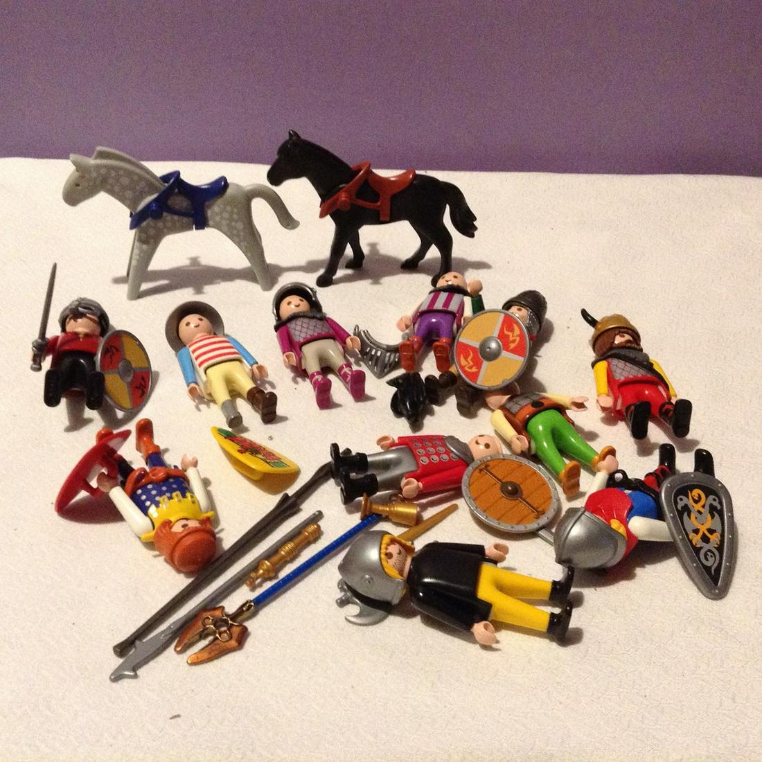 LEGO Knight figures Nov 01, 2020 Emanon Auctions and Estate Sales in NJ