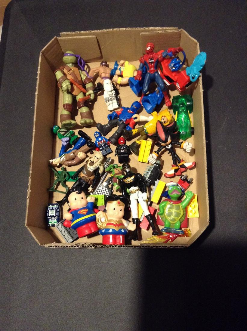 Lot of Lego mini figures, action figures and more (1 of 1)
