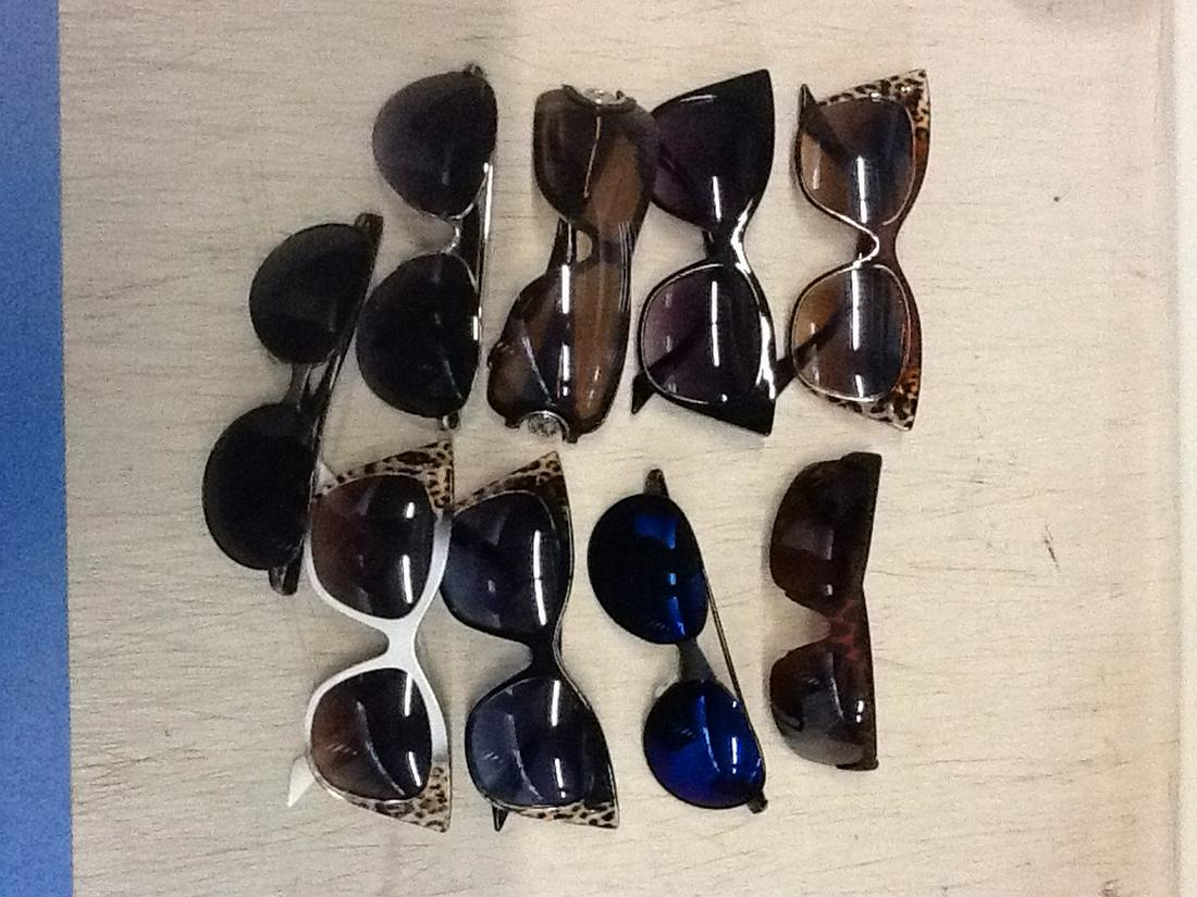 Large amount of Sunglasses: Large amount of Sunglasses