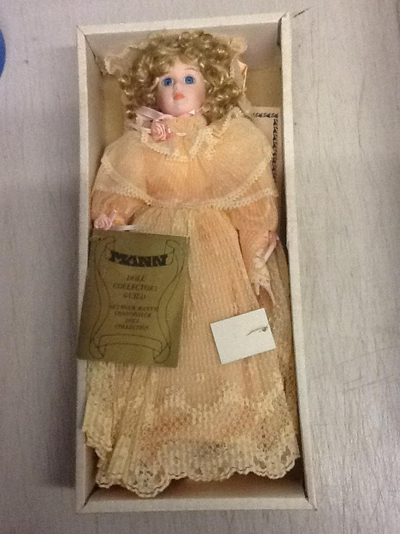 A Connoisseur Collection Doll Seymour Mann doll in box: A Connoisseur Collection Doll Seymour Mann doll in box