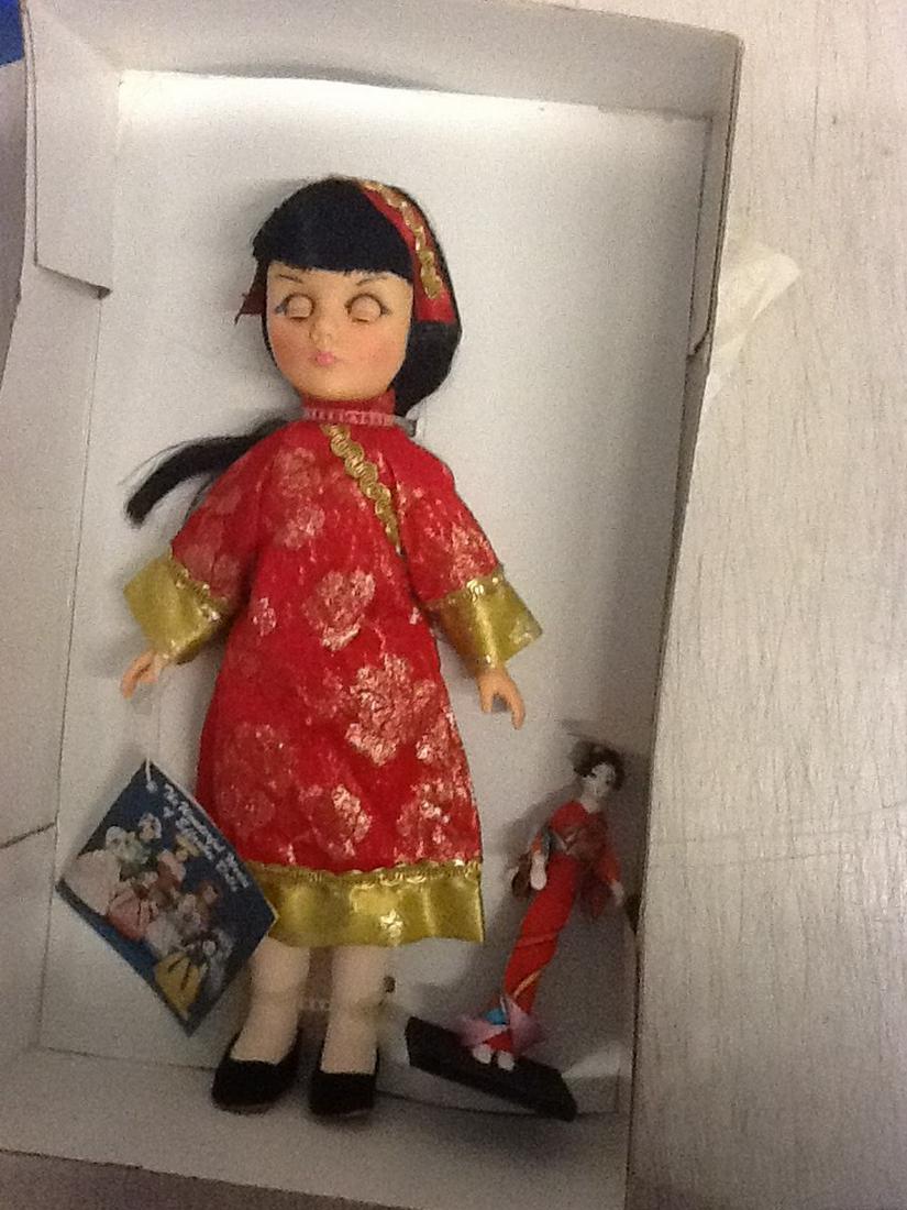 Wonderful World of Effanbee Dolls doll in box: Wonderful World of Effanbee Dolls doll in box