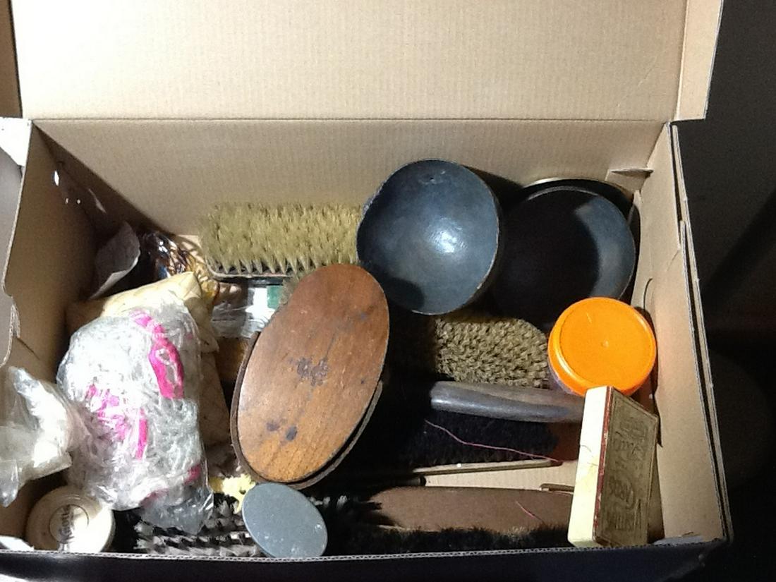Box full of early brushes and more: Box full of early brushes and more