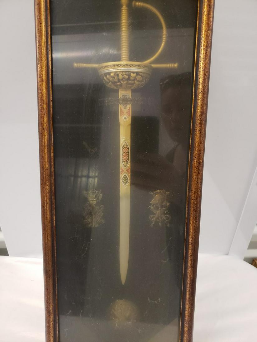 Very unique/antique sword with coat of arms in shadow: Very unique/antique sword with coat of arms in shadow box