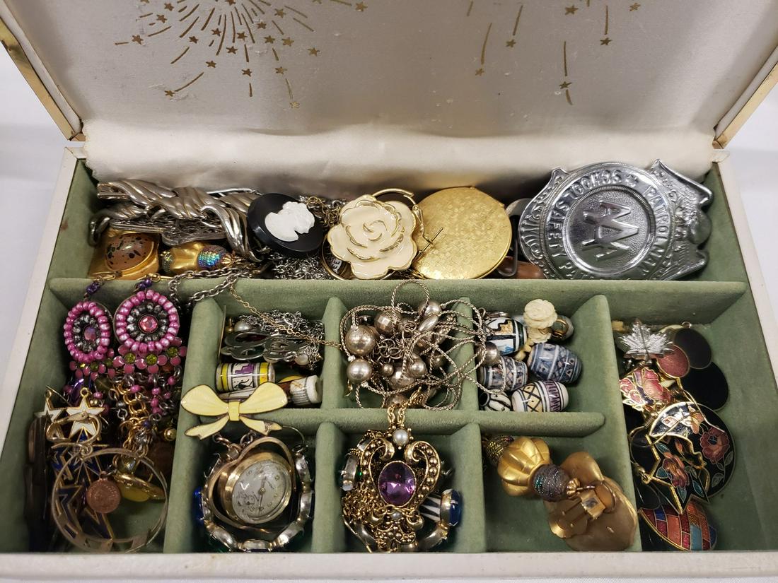 Jewelry box full of costume/vintage jewelry: Jewelry box full of costume/vintage jewelry