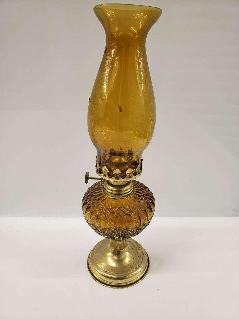Amber glass oil lamp (1 of 1)