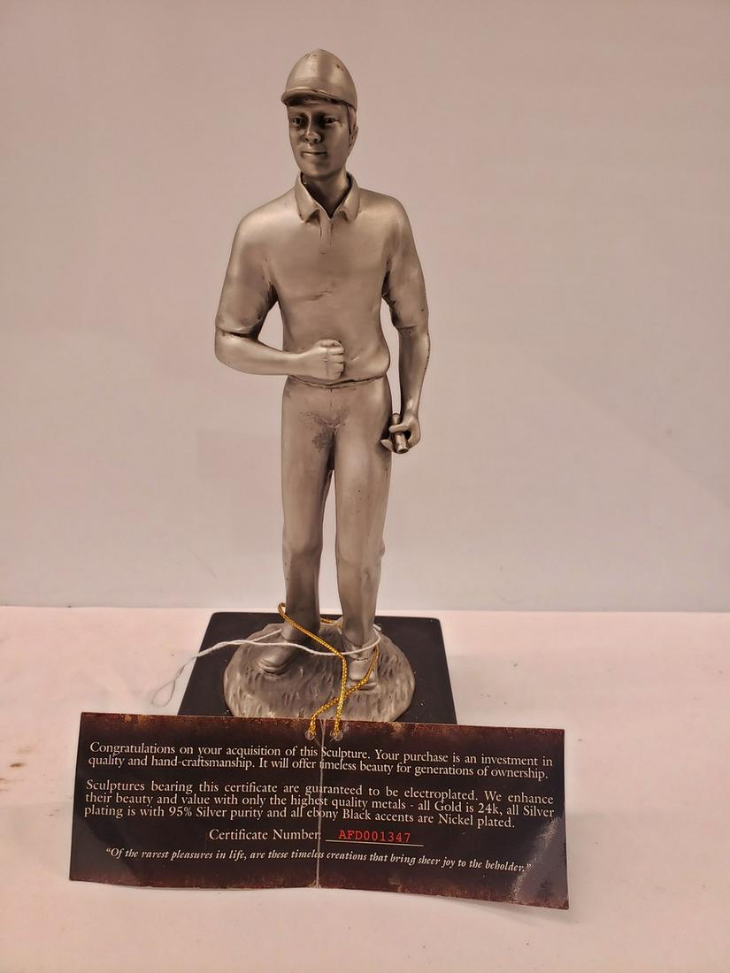 Timeless Creation heavy statue - has COA: Timeless Creation heavy statue - has COA