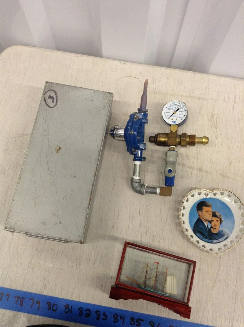 Carbonation Dial, Metal Tin, Small Ship Bottle in box, (1 of 1)