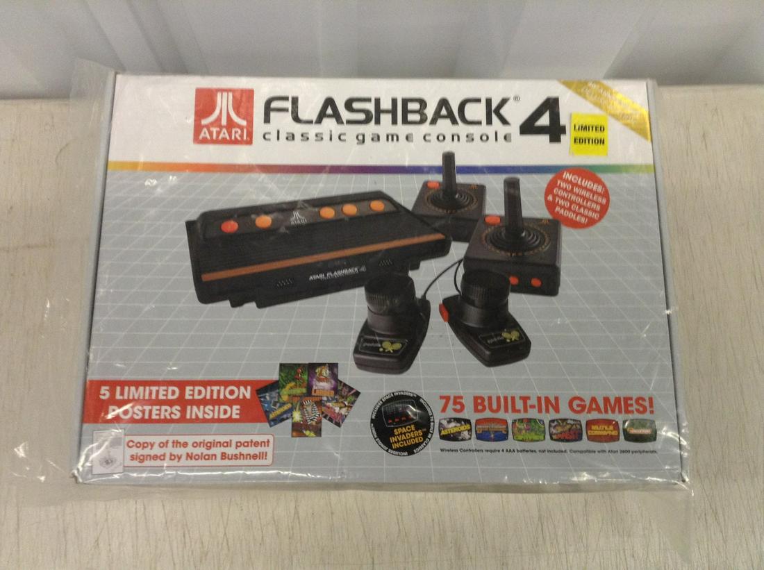 Atari Flashback 4 Game Console (1 of 1)