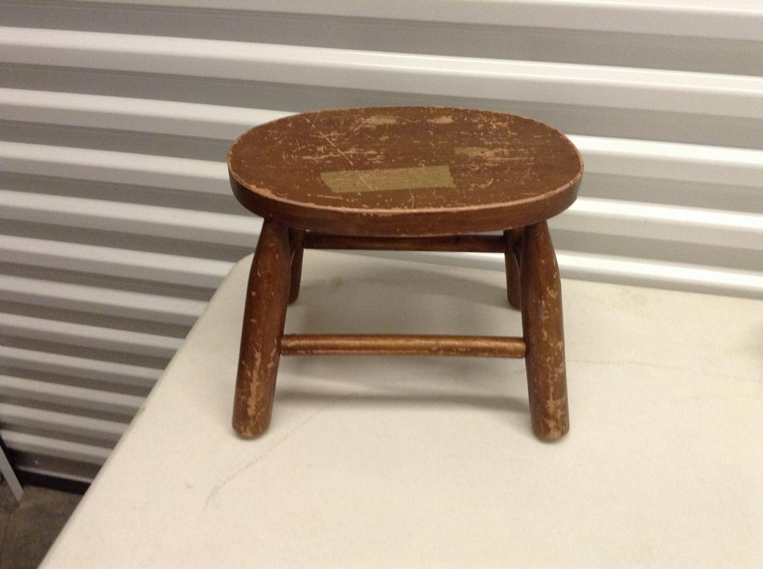 Vintage stool (1 of 1)