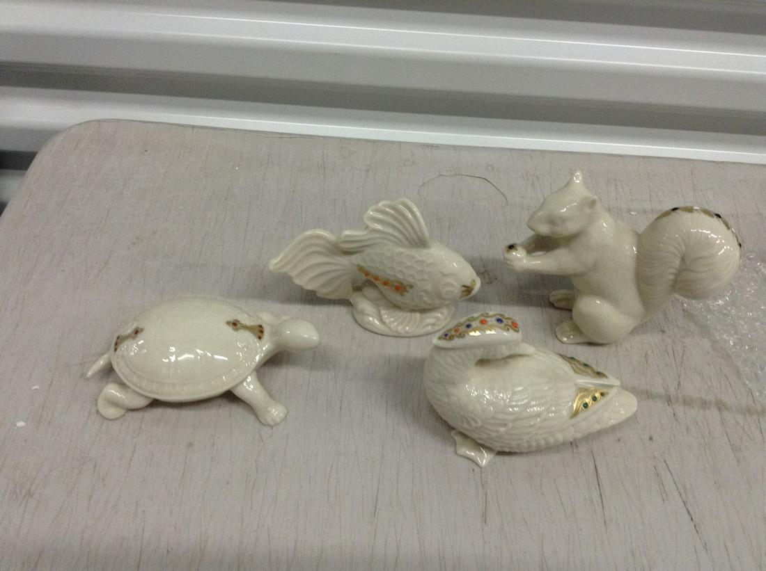 Lennox animal statues (1 of 1)