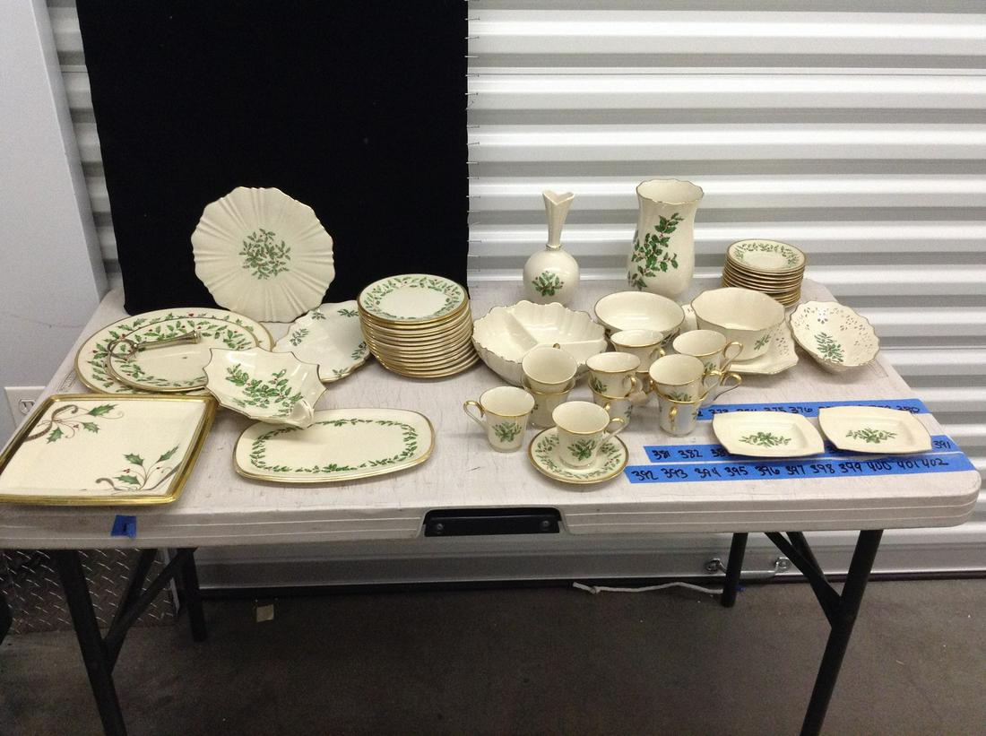 lenox christmas dinnerware (1 of 1)