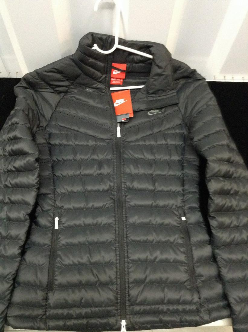 Nike winter jacket Size XS with tag (1 of 1)