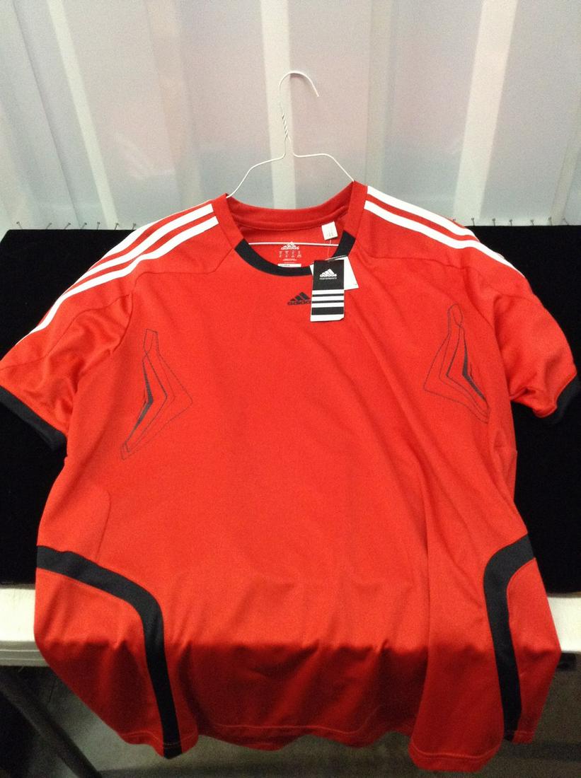 Adidas Jersey Size XL with tag: Adidas Jersey Size XL with tag
