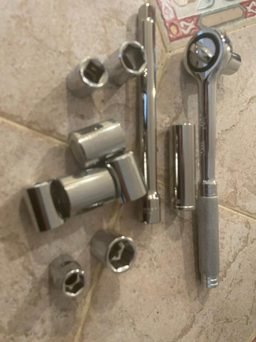 Ratchet Set (1 of 1)