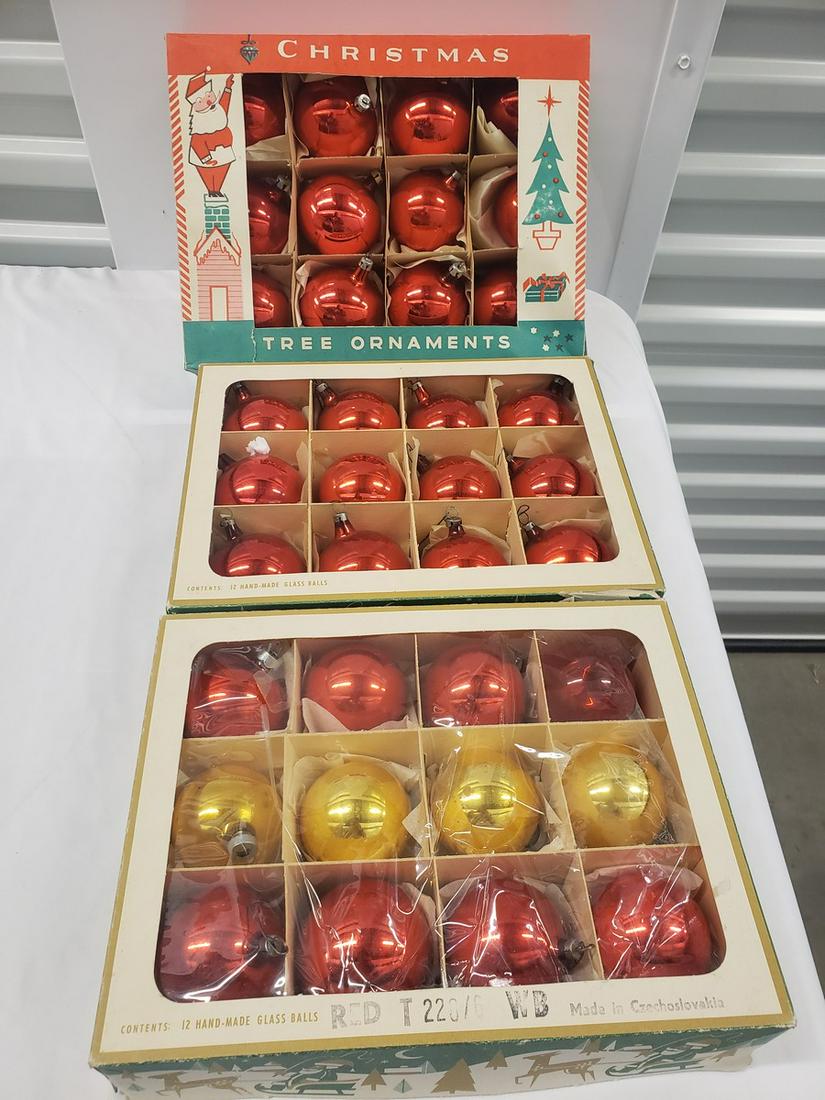 3 Boxes of vintage handmade red and yellow glass ball (1 of 1)