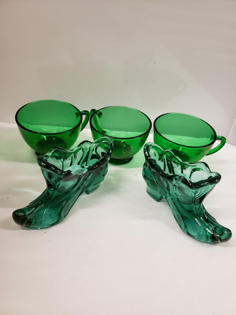 Lot of green depression glasses and shoes: Lot of green depression glasses and shoes