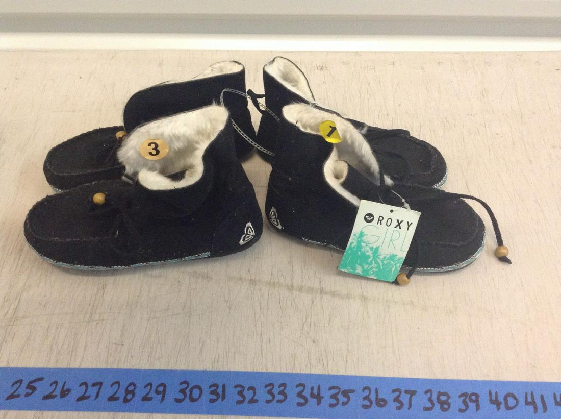 Roxy Girl slipper boots with tags: Roxy Girl slipper boots with tags