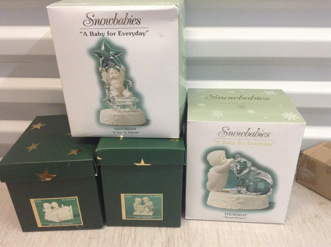 Lot of Vintage Snowbabies: Lot of Vintage Snowbabies