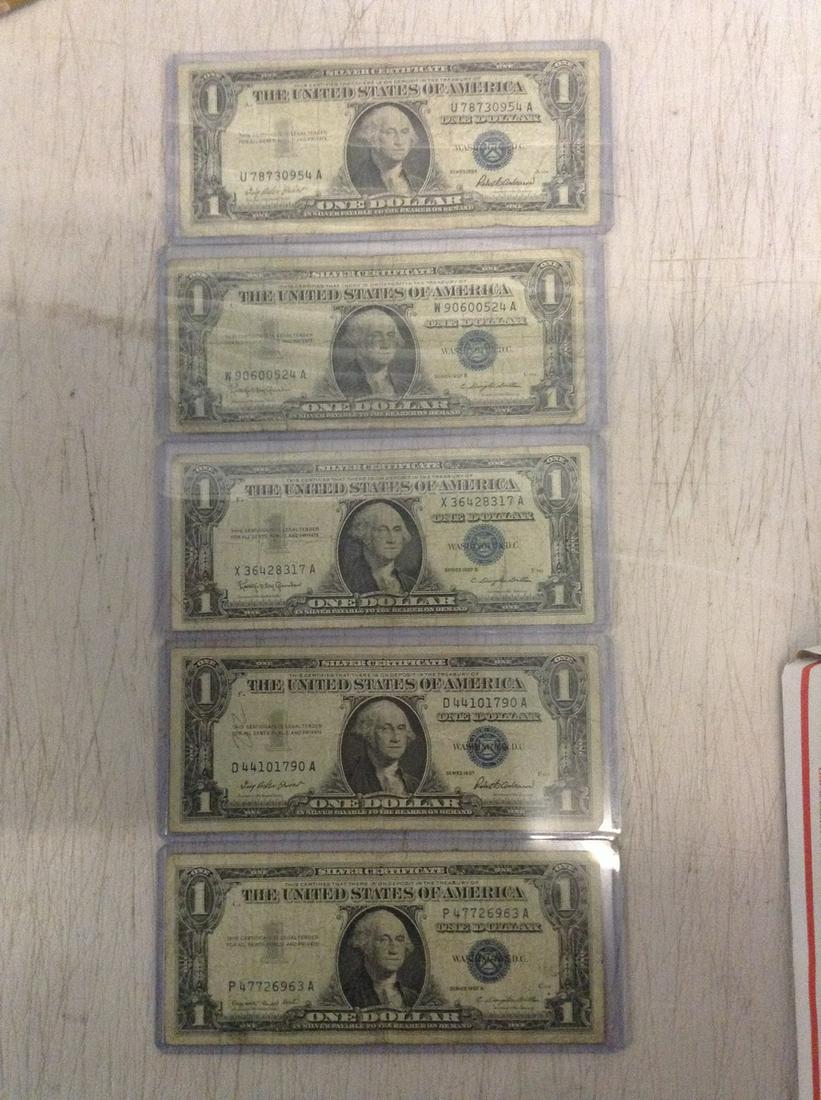 Lot of Silver Dollars: Lot of Silver Dollars