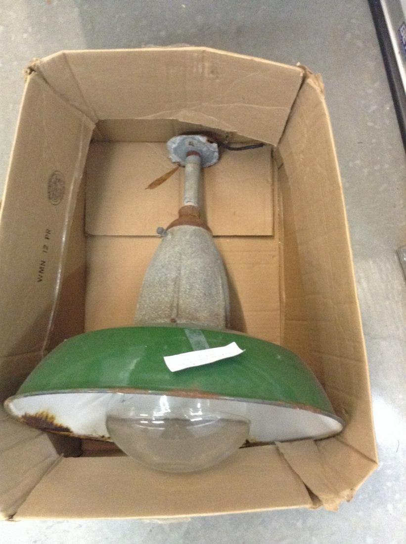 Vintage metal porcelain commercial light - works: Vintage metal porcelain commercial light - works