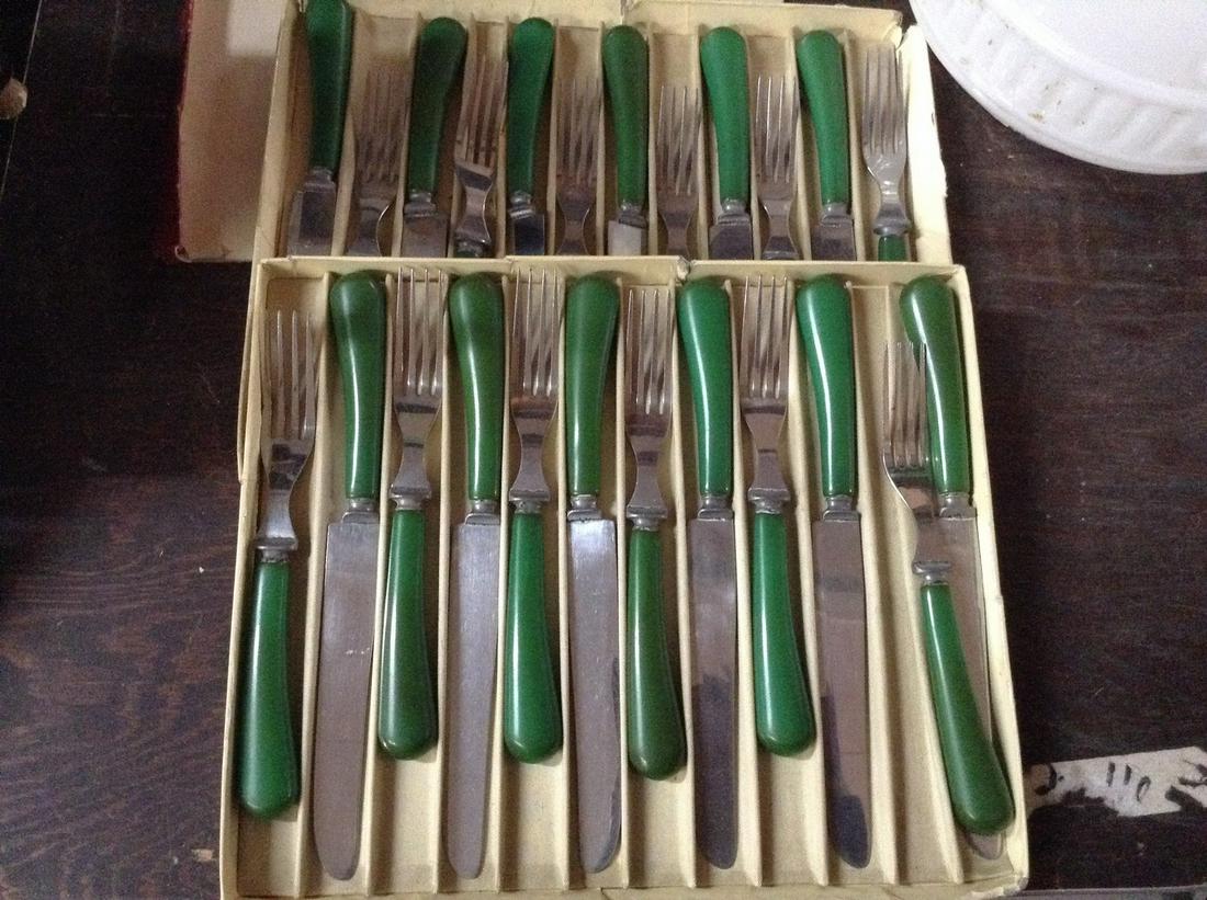 1940s - 50s Silverware Set: 1940s - 50s Silverware Set