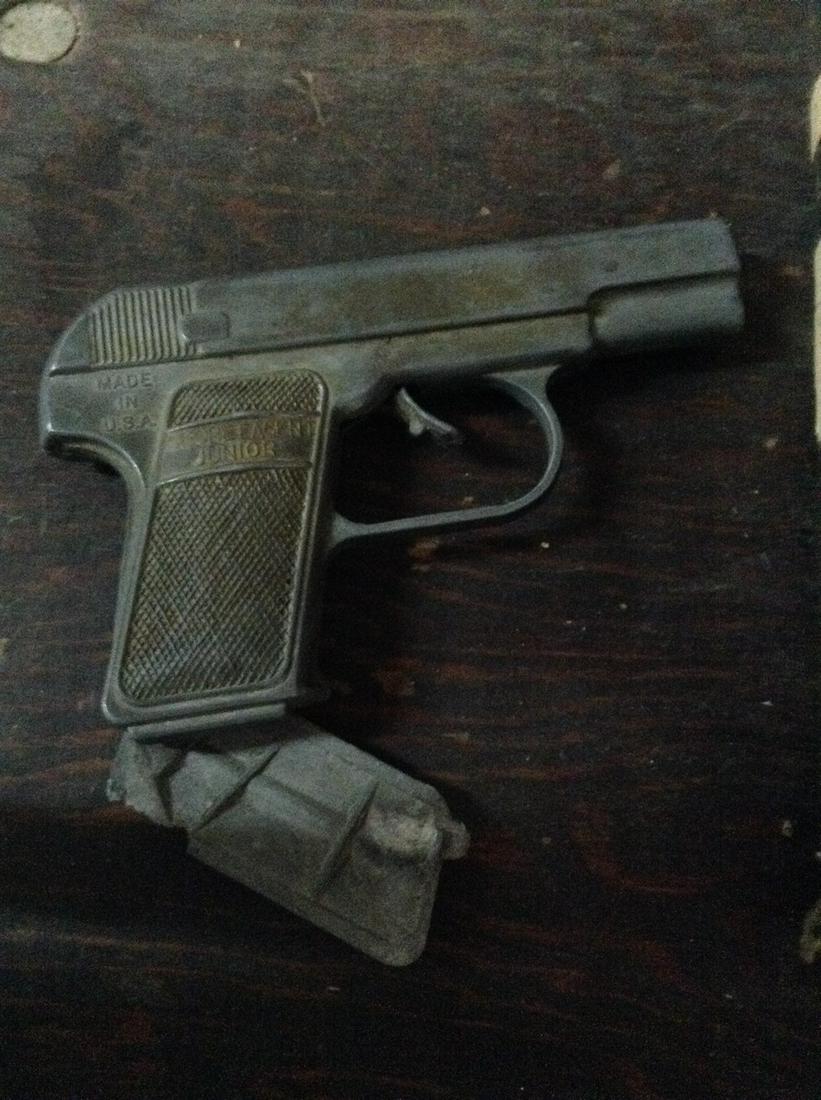 1950s Secret Agent Junior Cap Gun: 1950s Secret Agent Junior Cap Gun