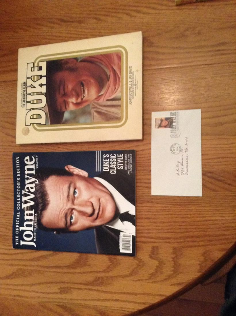 Lot of John Wayne collectibles: Lot of John Wayne collectibles