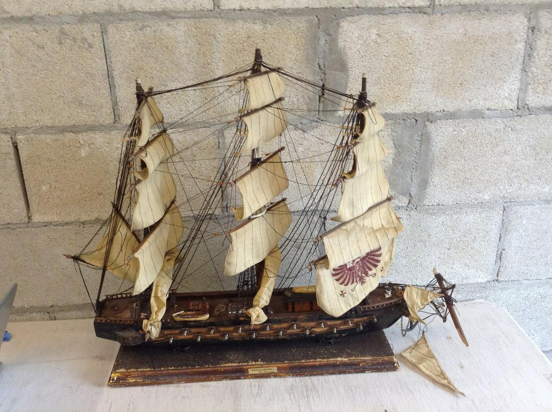 Fragata Espanola boat ship model (1 of 1)