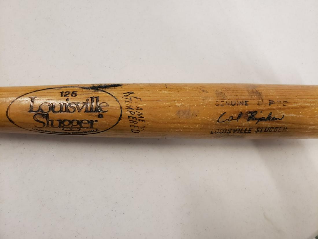 Cal Ripken Louisville Slugger bat: Cal Ripken Louisville Slugger bat