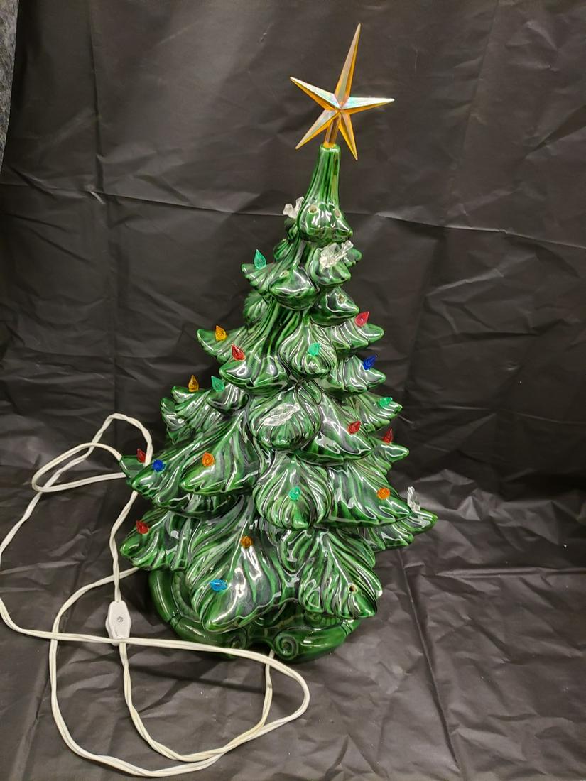 Vintage Ceramic Christmas tree - works! (1 of 1)