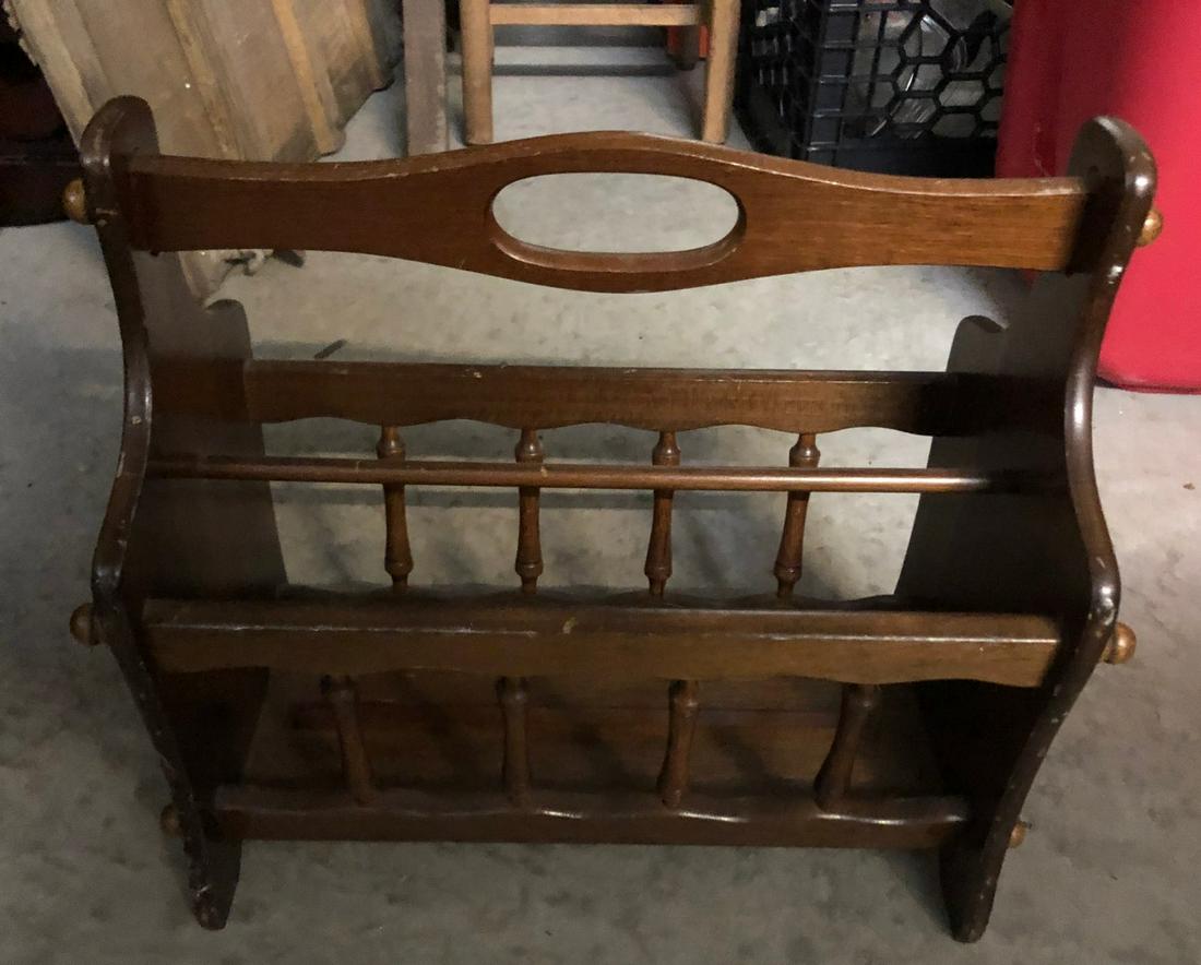 Vintage Newspaper stand (1 of 1)