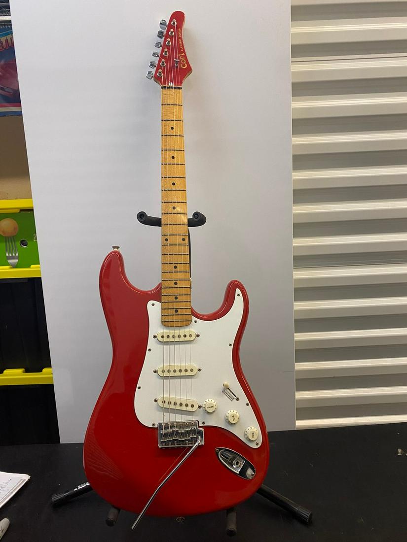 Red CORI Electric Guitar, Tuned and new strings, Stand (1 of 1)