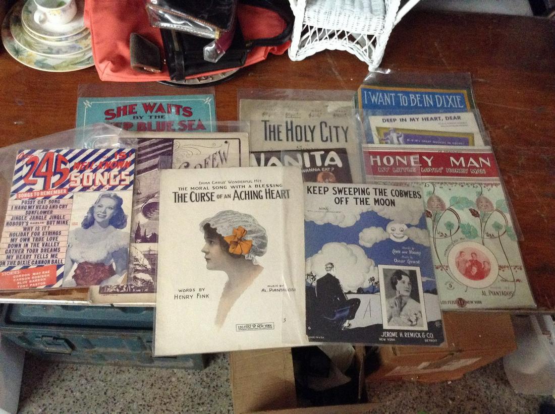 Lot of Vintage Sheet Music: Lot of Vintage Sheet Music