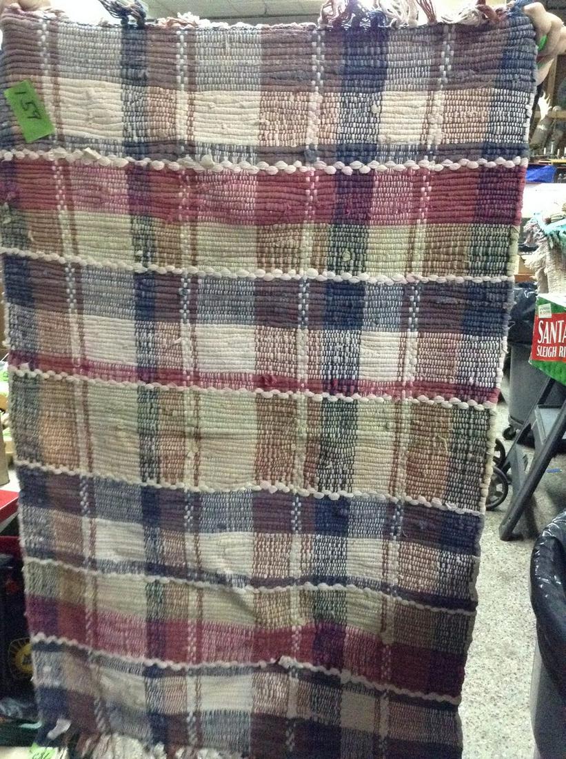 Rag Rug: 29 x 47