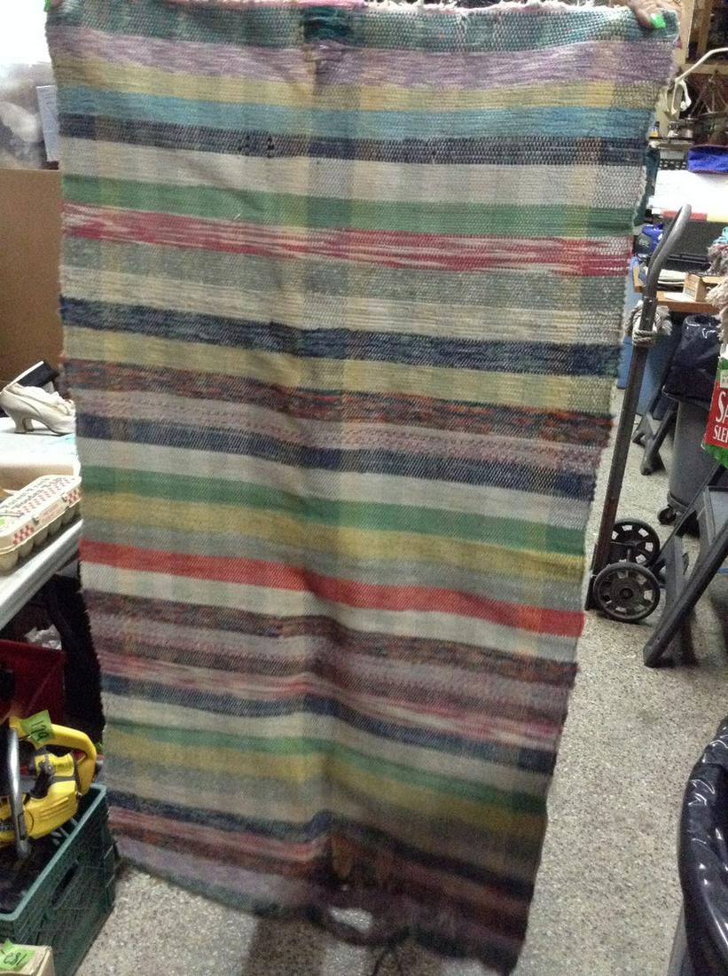 Rag Rug: 26 x 49