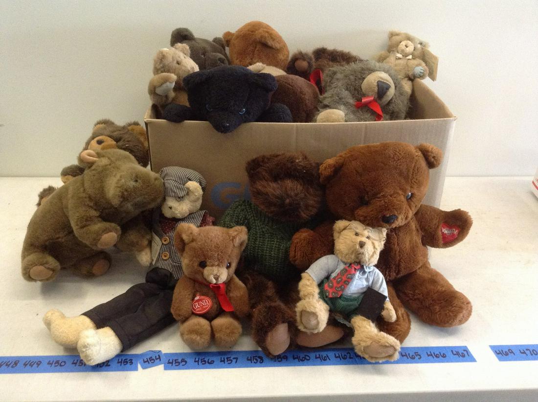 large amount of vintage teddy bears and other stuff (1 of 1)