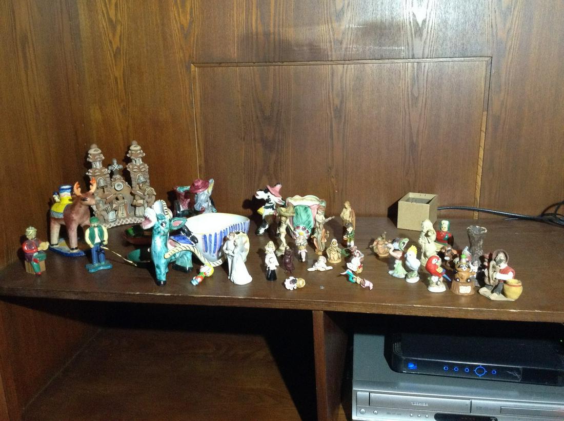 large amount of wade figures and more (1 of 1)