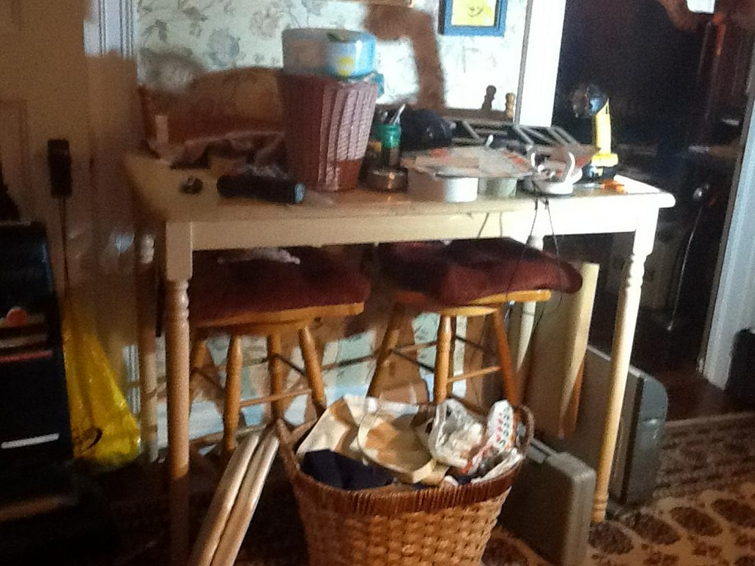 high top kitchen table with two chairs no contents 48" (1 of 1)