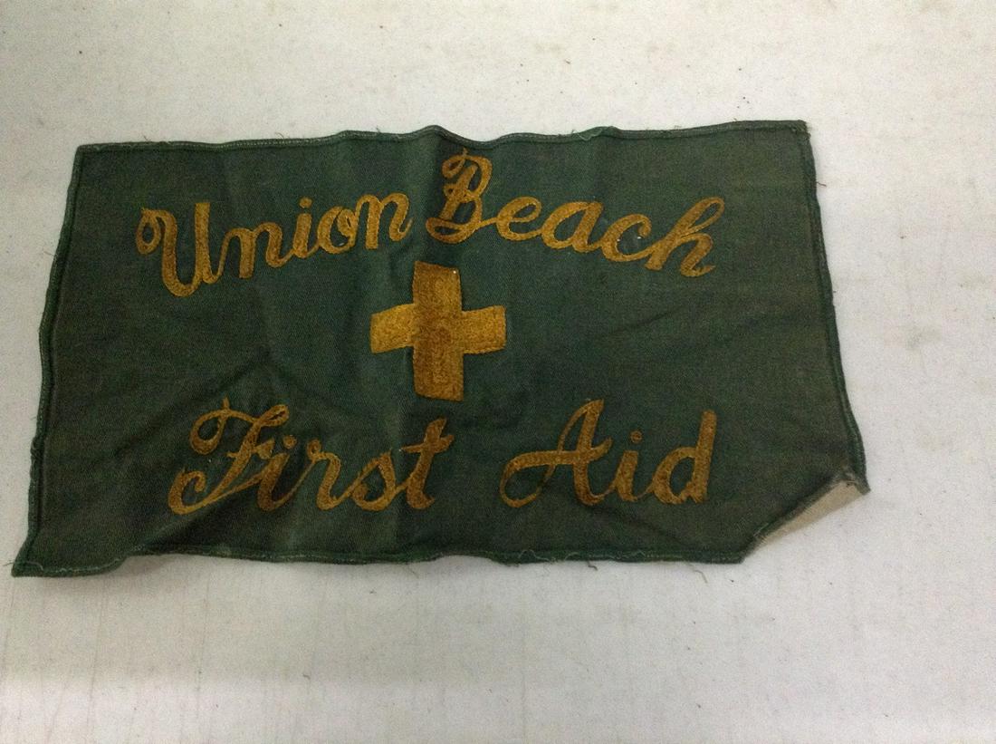 Early Union Beach First Aid Flag: Early Union Beach First Aid Flag
