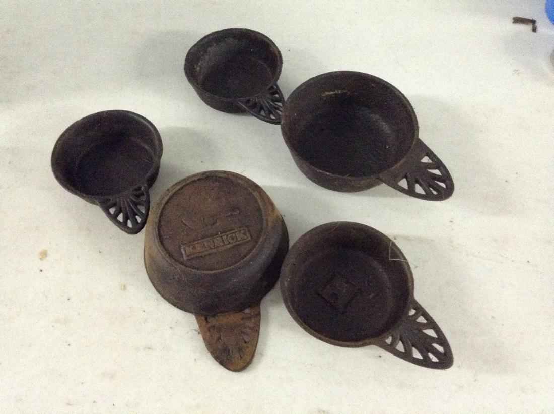 Lot of Kenrick Cast Iron frying pans (1 of 1)